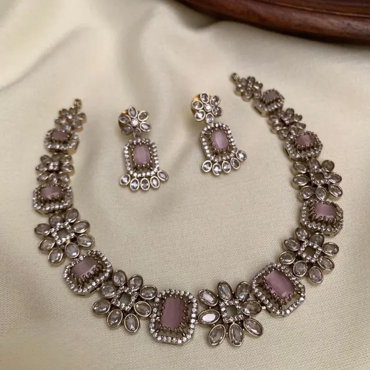 traditional jewellery set