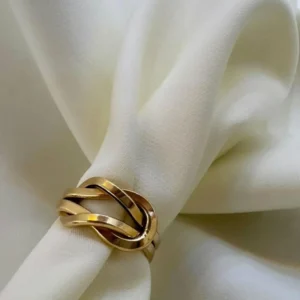 Anti-tarnish double knot ring