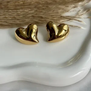 Our chunky love earrings anti-tarnish